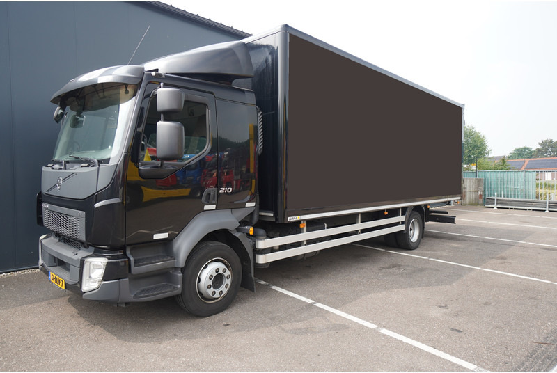Volvo FL 210 CLOSED BOX 665.200KM - Camion fourgon: photos 3 Volvo FL 210 CLOSED BOX 665.200KM - Camion fourgon: photos 3