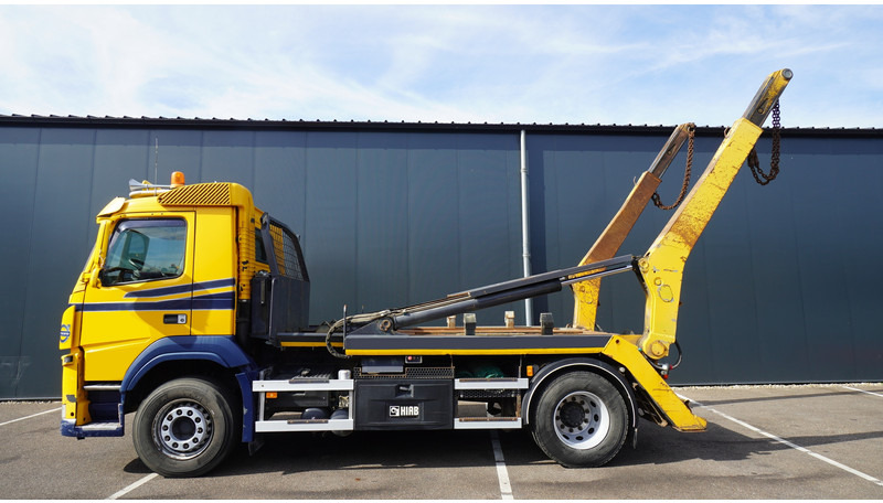 Volvo FM 380 HIAB PORTAL ARM SYSTEM 467.500KM - Camion multibenne: photos 1 Volvo FM 380 HIAB PORTAL ARM SYSTEM 467.500KM - Camion multibenne: photos 1