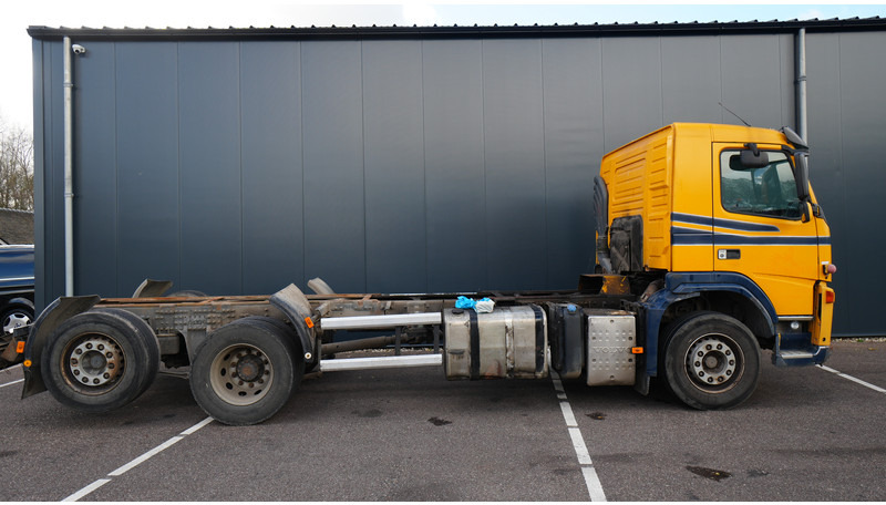Volvo FM9 340 6X2 CHASSIS EURO 5 480000KM - Châssis cabine: photos 2 Volvo FM9 340 6X2 CHASSIS EURO 5 480000KM - Châssis cabine: photos 2
