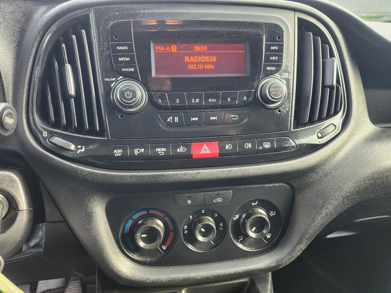 Fiat Doblò Maxi, 2017, 135000km, Airco, L2H1, Parkingsens - Fourgonnette: photos 5 Fiat Doblò Maxi, 2017, 135000km, Airco, L2H1, Parkingsens - Fourgonnette: photos 5