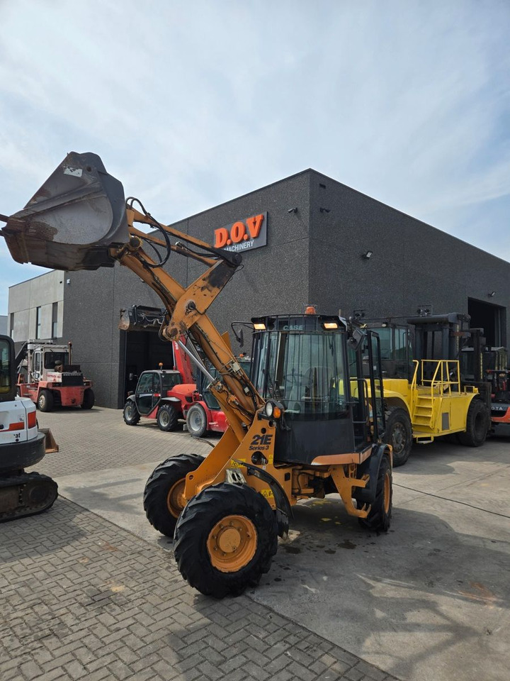 Chargeuse sur pneus Case 21E: photos 9 Chargeuse sur pneus Case 21E: photos 9