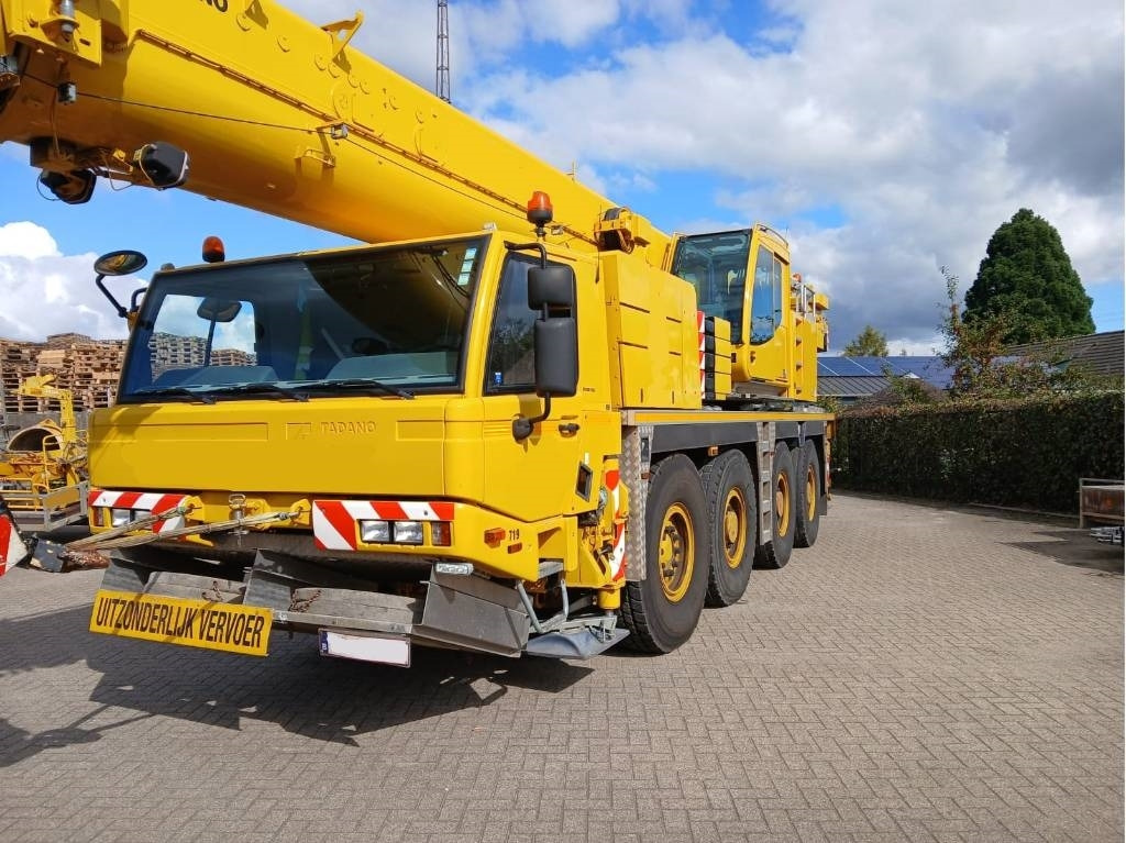 Tadano ATF 70 G-4 - Grue tout-terrain: photos 2 Tadano ATF 70 G-4 - Grue tout-terrain: photos 2