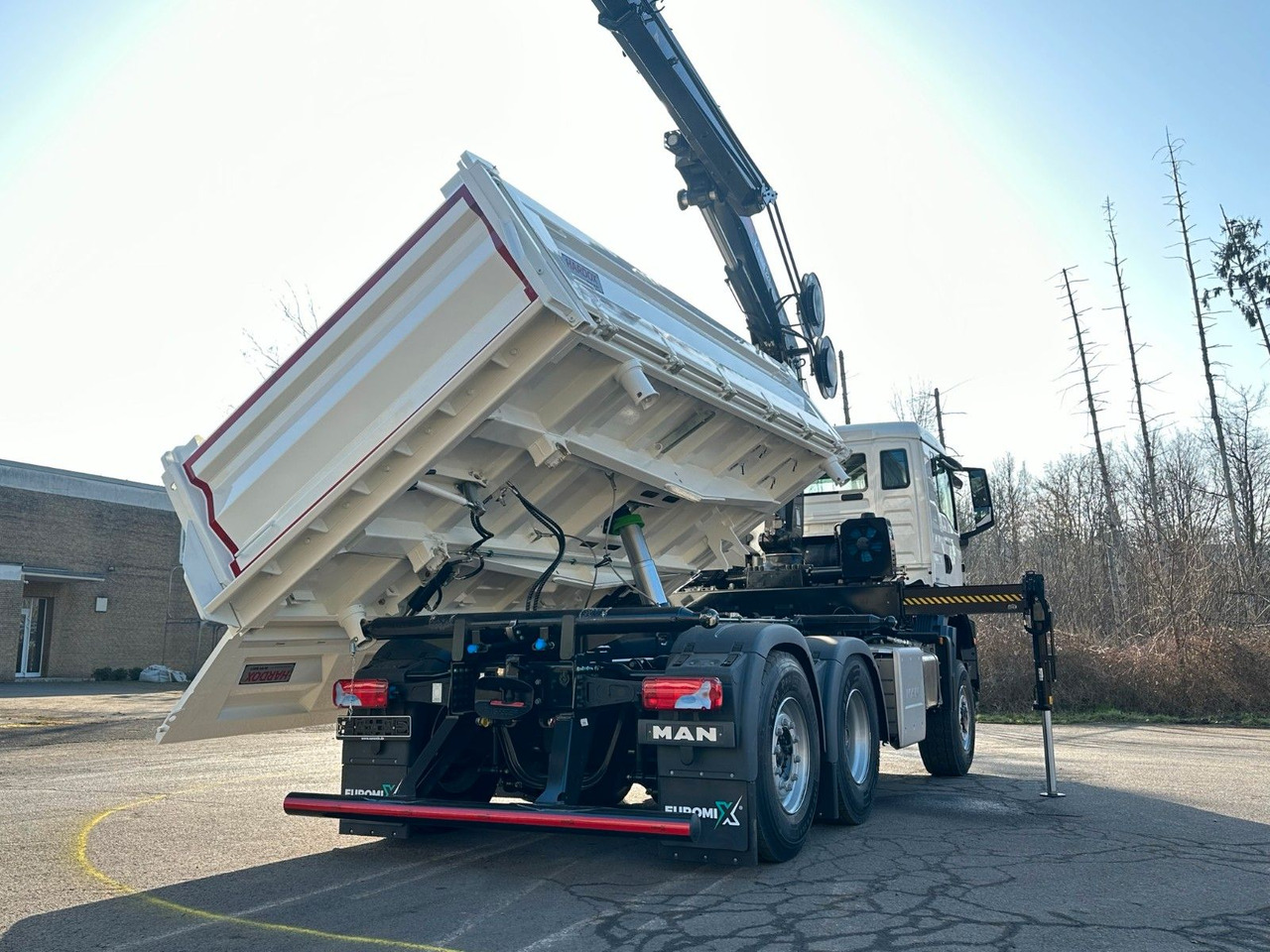 MAN TGS 28.440 6x4-4 / 3-Seiten- Kipper EuromixMTP - Camion benne: photos 4 MAN TGS 28.440 6x4-4 / 3-Seiten- Kipper EuromixMTP - Camion benne: photos 4