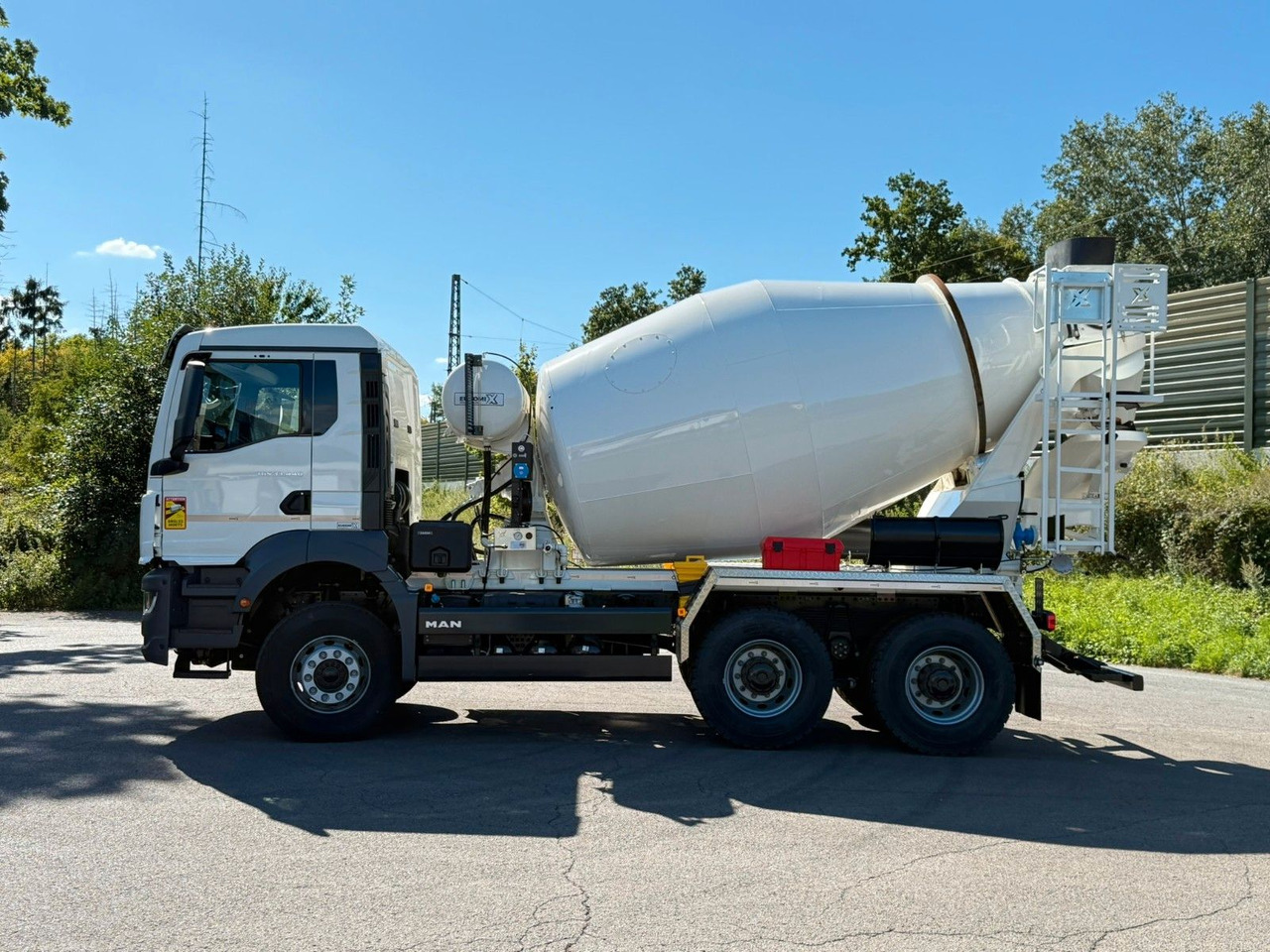 MAN TGS 33.440 / 6X4 Euro6e Euromix MTP EM 7 L - Camion malaxeur: photos 4 MAN TGS 33.440 / 6X4 Euro6e Euromix MTP EM 7 L - Camion malaxeur: photos 4