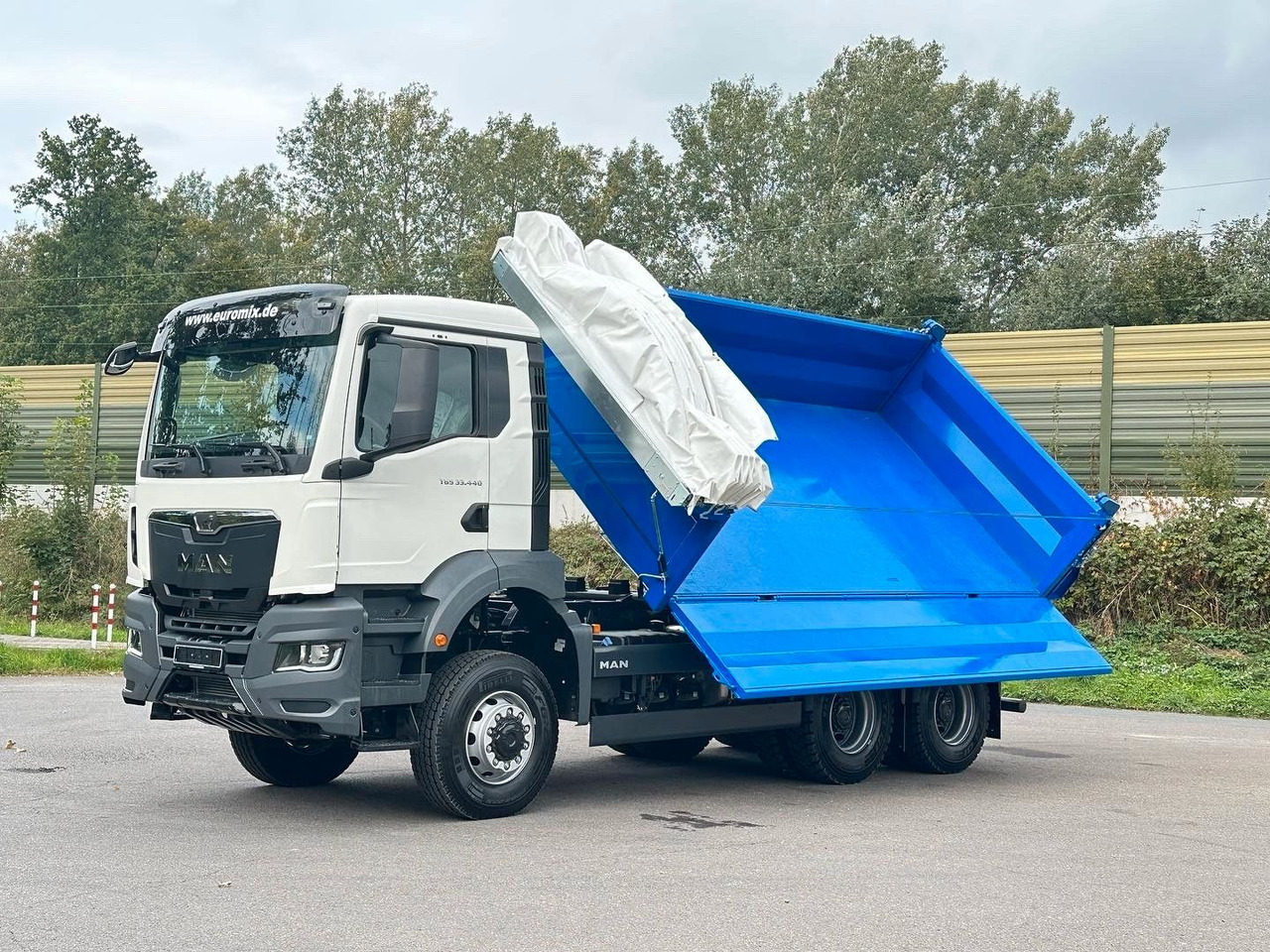 MAN TGS 33.440 6x6 /Euro6 3-Seiten-Kipper EuromixMTP - Camion benne: photos 1 MAN TGS 33.440 6x6 /Euro6 3-Seiten-Kipper EuromixMTP - Camion benne: photos 1