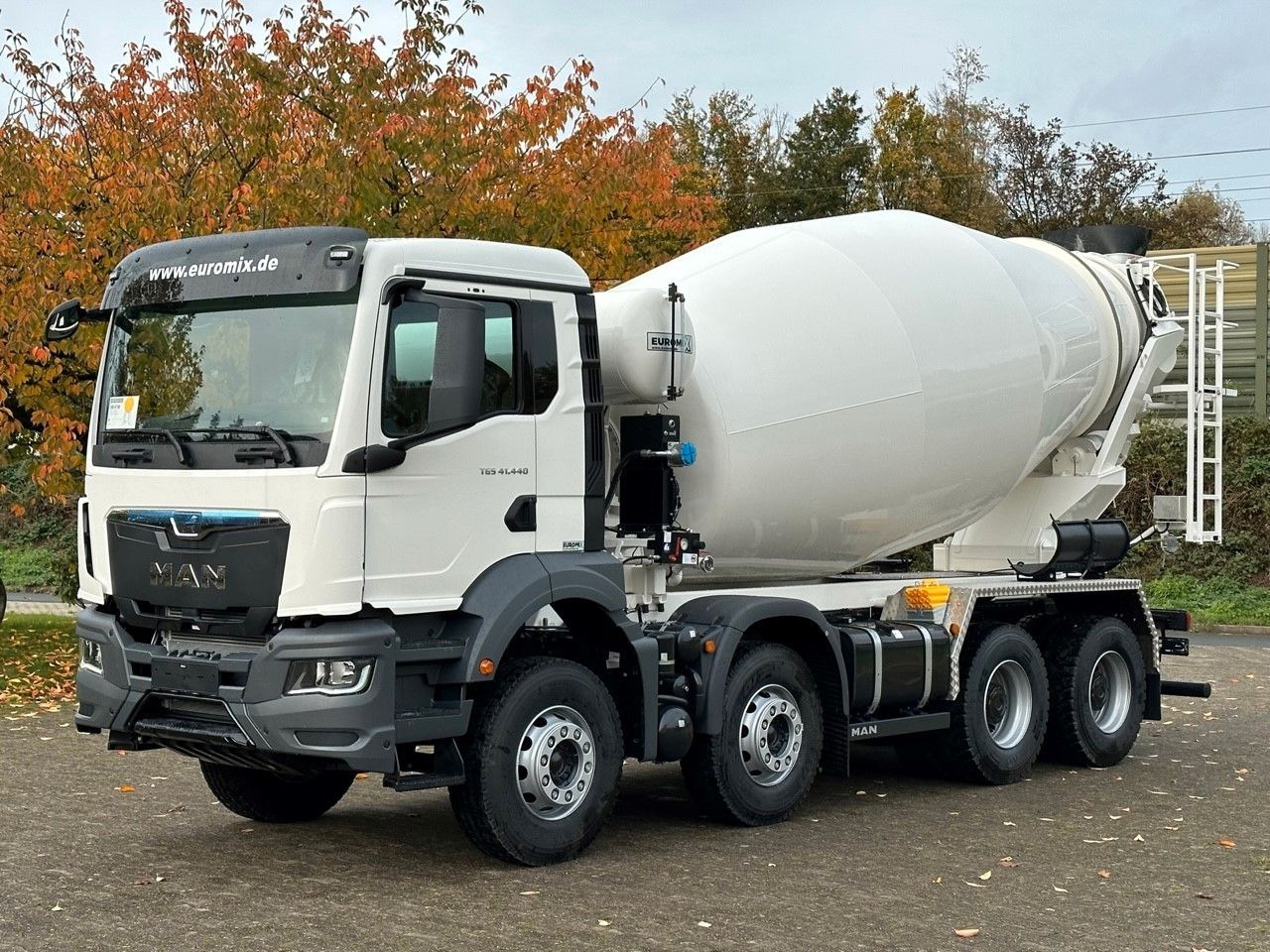 MAN TGS 41.440 8x4 /Euro6e Euromix EM 12 R - Camion malaxeur: photos 1 MAN TGS 41.440 8x4 /Euro6e Euromix EM 12 R - Camion malaxeur: photos 1