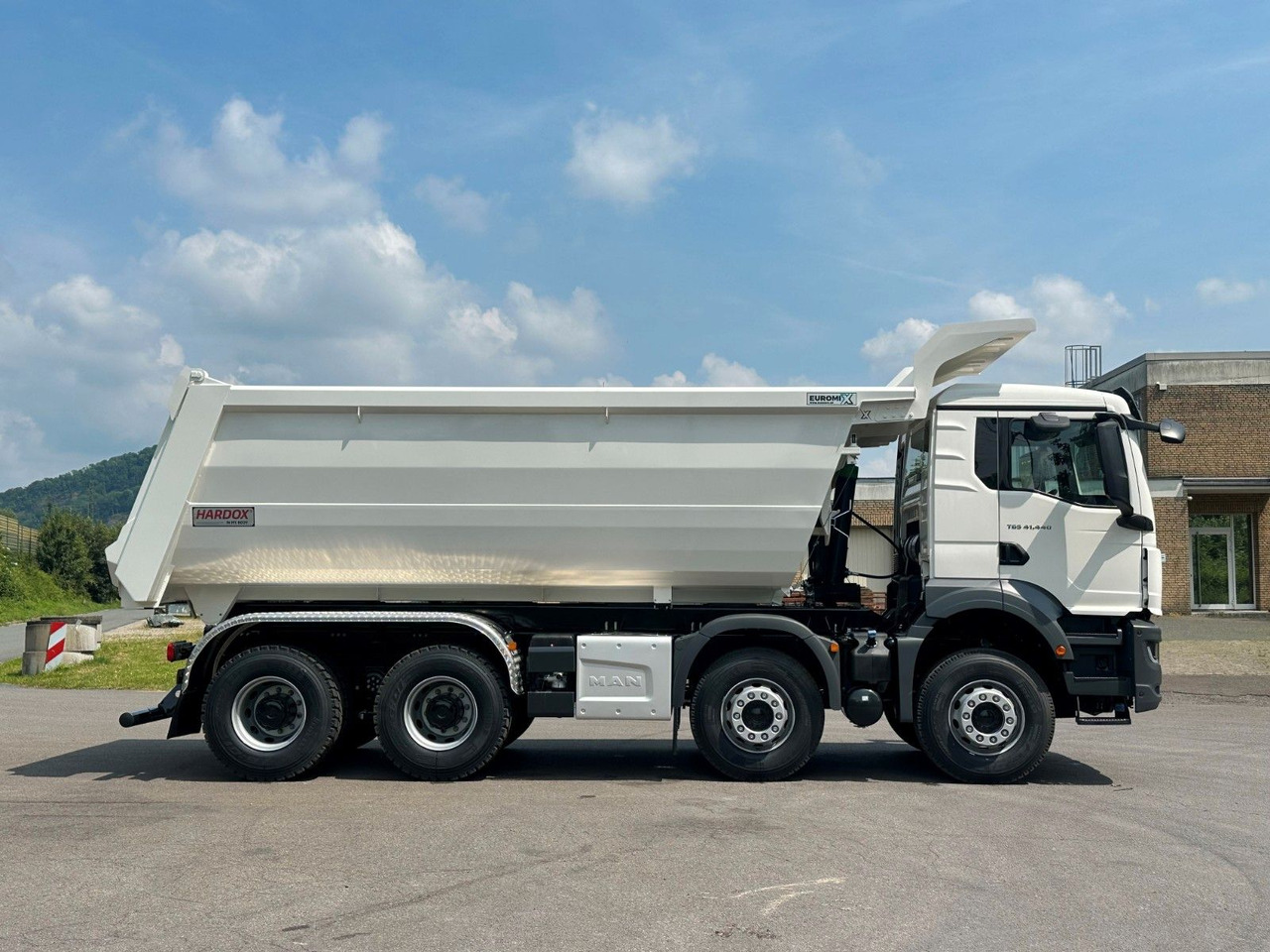 MAN TGS 41.440 8x4 EuromixMTP Mulden-Kipper - Camion benne: photos 4 MAN TGS 41.440 8x4 EuromixMTP Mulden-Kipper - Camion benne: photos 4