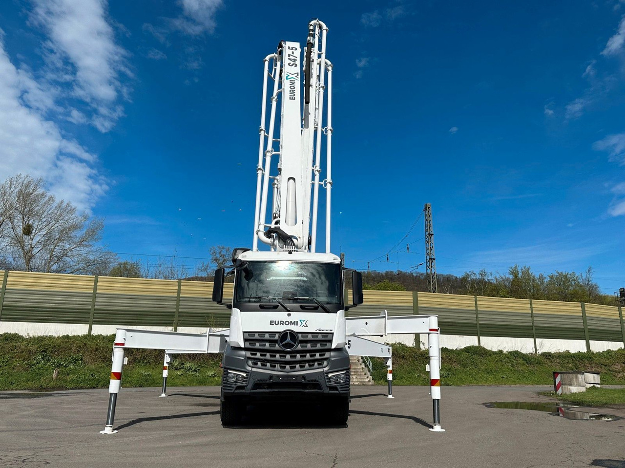 Camion malaxeur Mercedes-Benz Arocs 5 4542 8x4 SWAN TSP 47-5 160RZ ( 47m ): photos 12