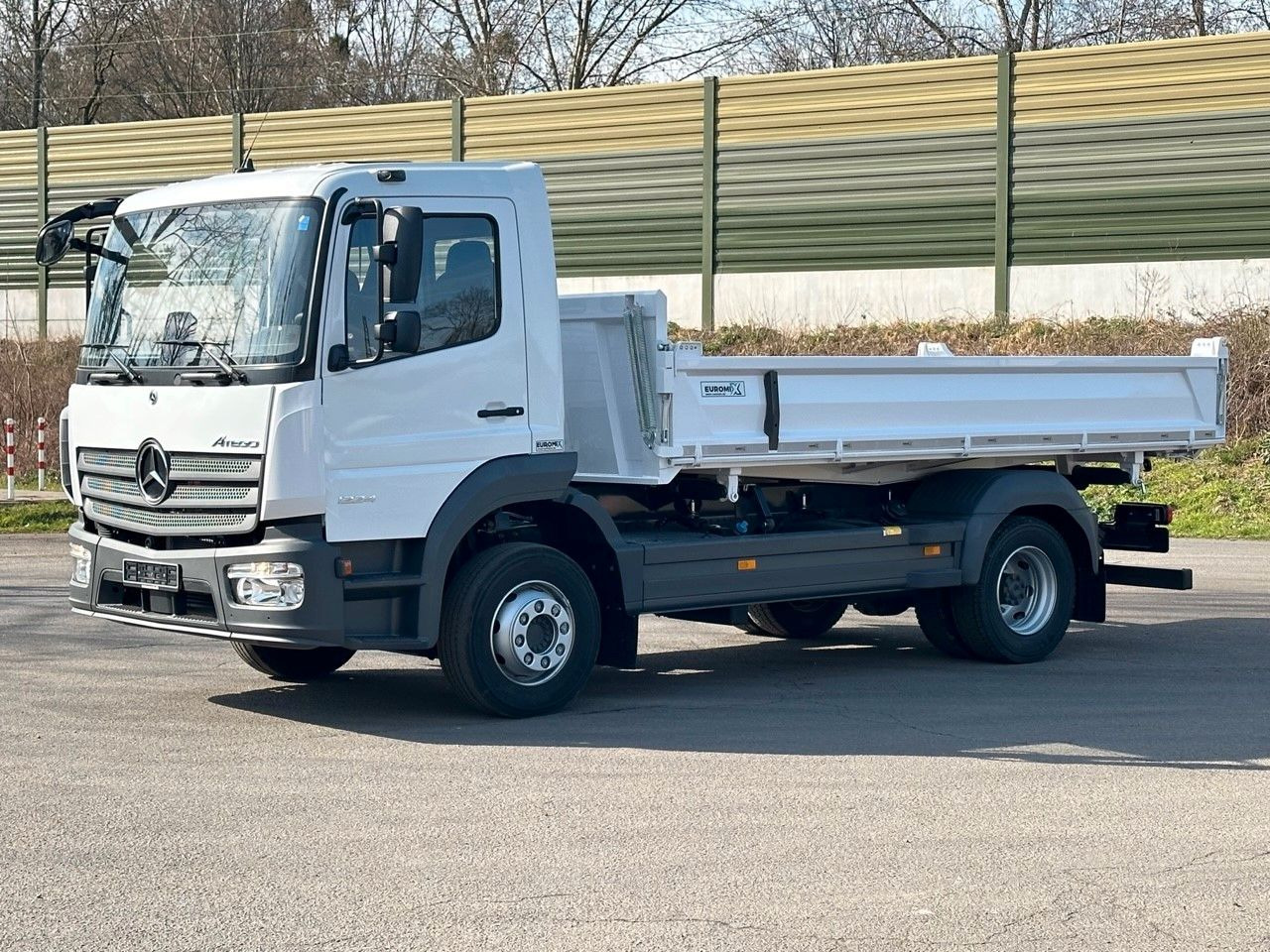 Mercedes-Benz Atego 1224 K EuromixMTP 3-Seiten-Kipper - Camion benne: photos 1 Mercedes-Benz Atego 1224 K EuromixMTP 3-Seiten-Kipper - Camion benne: photos 1