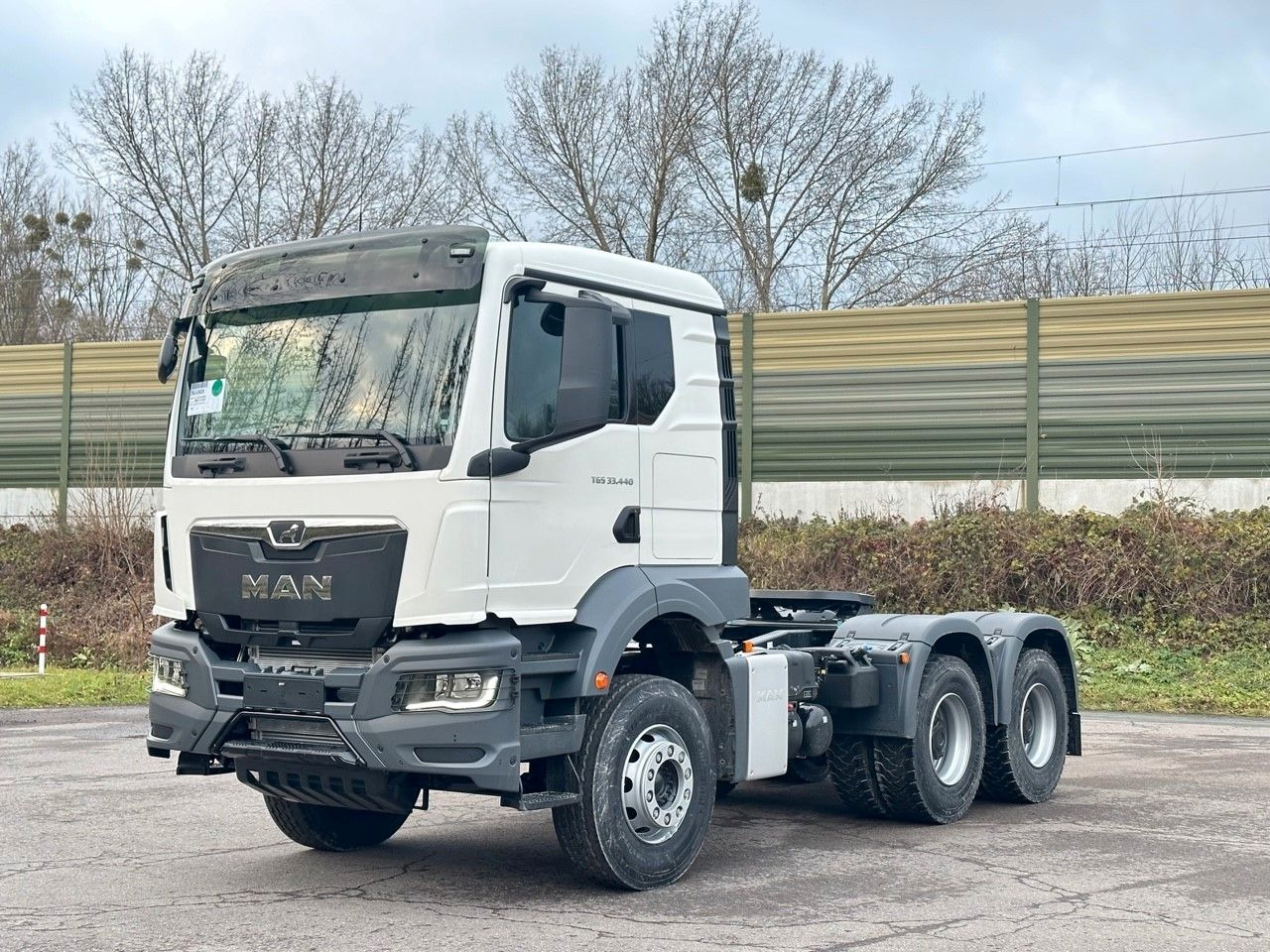 MAN TGS 33.440 BBS 6X4 EUROMIX MTP Kipper-Auflieger - Tracteur routier: photos 1 MAN TGS 33.440 BBS 6X4 EUROMIX MTP Kipper-Auflieger - Tracteur routier: photos 1