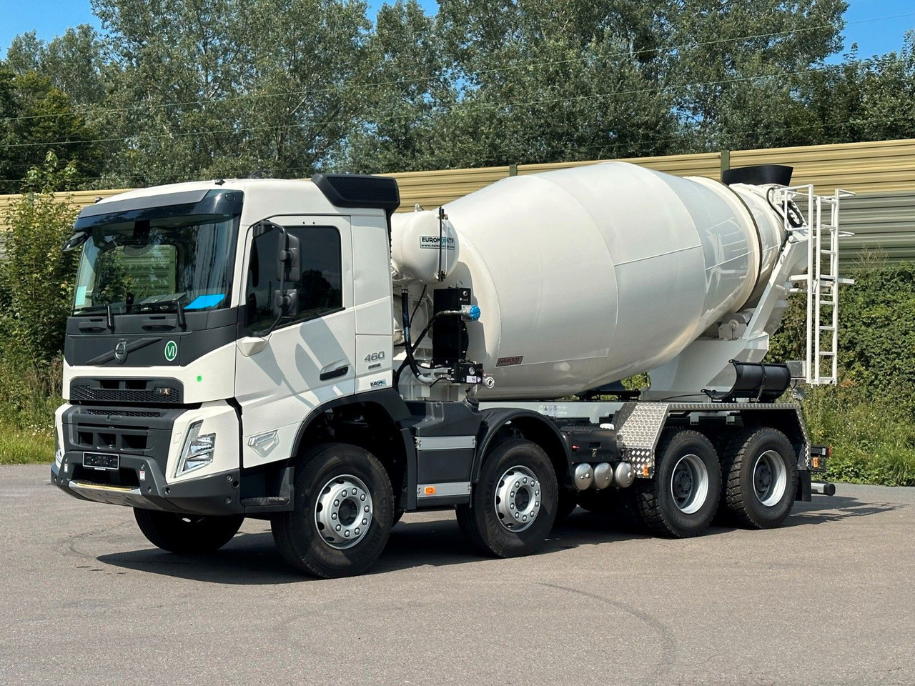Volvo FMX 500 8X4 Retarder EuromixMTP EM 9 L - Camion malaxeur: photos 1 Volvo FMX 500 8X4 Retarder EuromixMTP EM 9 L - Camion malaxeur: photos 1