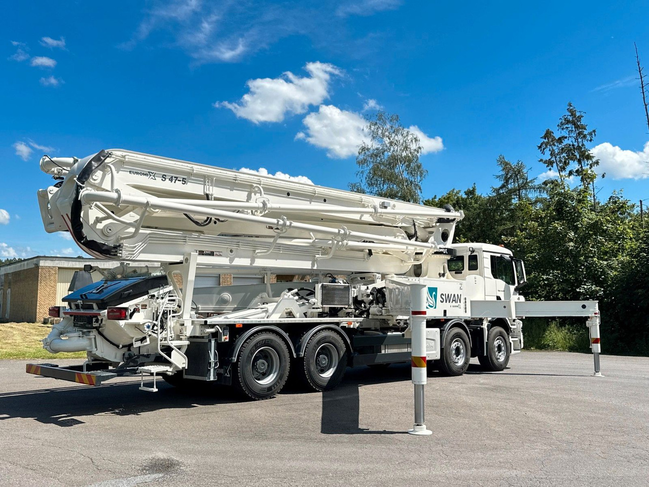 Volvo FMX 500 8x4 SWAN 47m Betonpumpe EuromixMTP - Camion pompe: photos 4 Volvo FMX 500 8x4 SWAN 47m Betonpumpe EuromixMTP - Camion pompe: photos 4