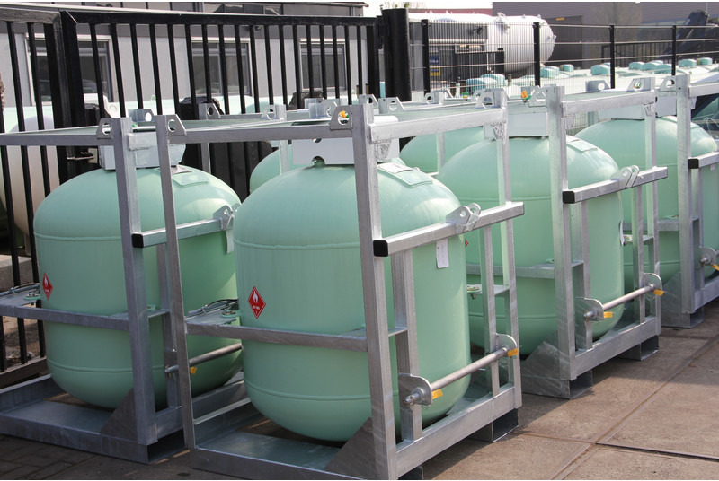 De Visser gastank New ADR LPG tank 760ltr Full Frame LPG, Gas, Gaz, Gastank Available in different RAL colours on request Gastank - Réservoir de carburant pour Camion: photos 4 De Visser gastank New ADR LPG tank 760ltr Full Frame LPG, Gas, Gaz, Gastank Available in different RAL colours on request Gastank - Réservoir de carburant pour Camion: photos 4