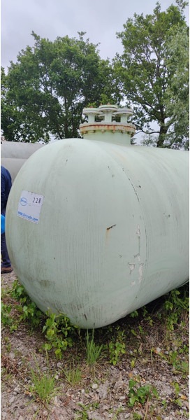 Visser LPG used Tank propaan/ Butaan 20 m3 with 1600 ⌀ Gas, Gaz, LPG Propane, Butane Used gastank ID 1.228 - Réservoir de carburant pour Camion: photos 3 Visser LPG used Tank propaan/ Butaan 20 m3 with 1600 ⌀ Gas, Gaz, LPG Propane, Butane Used gastank ID 1.228 - Réservoir de carburant pour Camion: photos 3