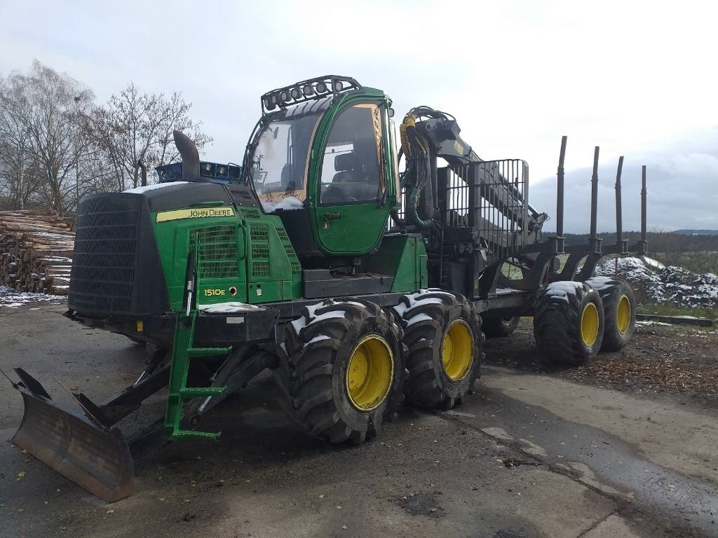 John Deere 1510 E - Porteur: photos 1 John Deere 1510 E - Porteur: photos 1