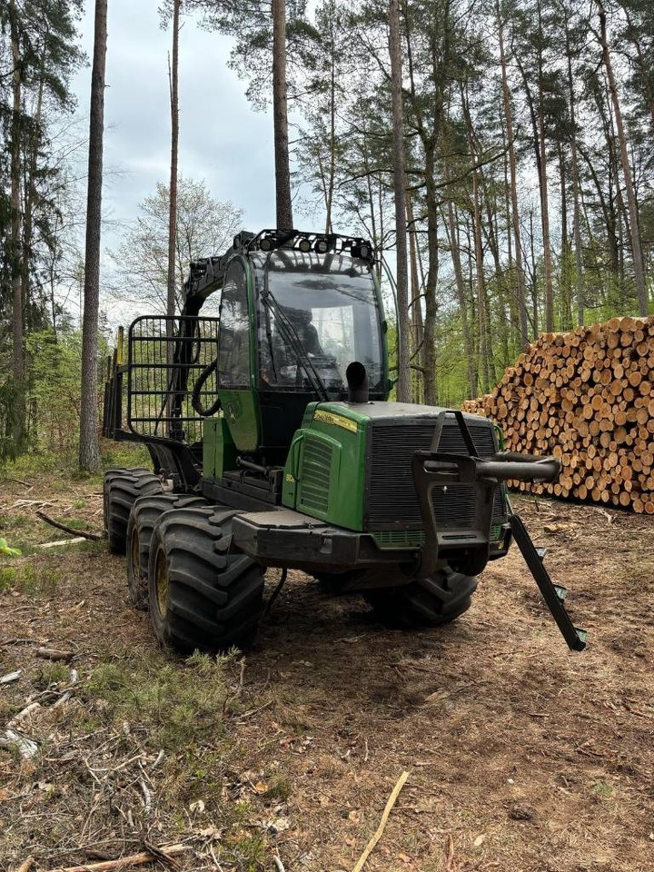 John Deere 810 E - Porteur: photos 4 John Deere 810 E - Porteur: photos 4