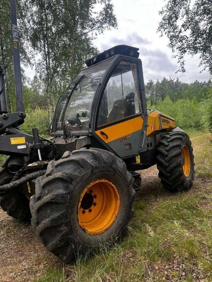 Sampo-Rosenlew 1046 Pro - Abatteuse: photos 3 Sampo-Rosenlew 1046 Pro - Abatteuse: photos 3