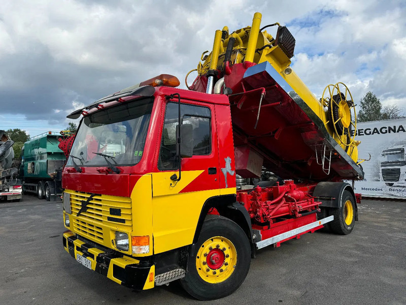 Volvo FL 10.320 4x2, Tipper 12m3 Sludge & Flushing Truck, with remote control, YM: 1990 - Camion hydrocureur: photos 3 Volvo FL 10.320 4x2, Tipper 12m3 Sludge & Flushing Truck, with remote control, YM: 1990 - Camion hydrocureur: photos 3