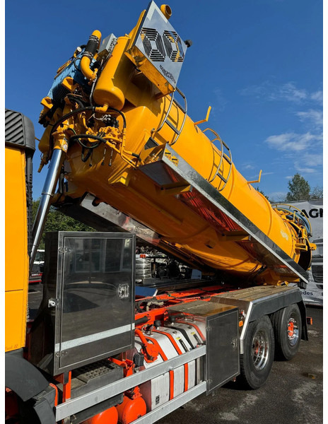 Volvo FMX 450 Combi Vacuum/Pressure 14m3 (1,5 + 12,5m3), 2017 - Camion hydrocureur: photos 3 Volvo FMX 450 Combi Vacuum/Pressure 14m3 (1,5 + 12,5m3), 2017 - Camion hydrocureur: photos 3