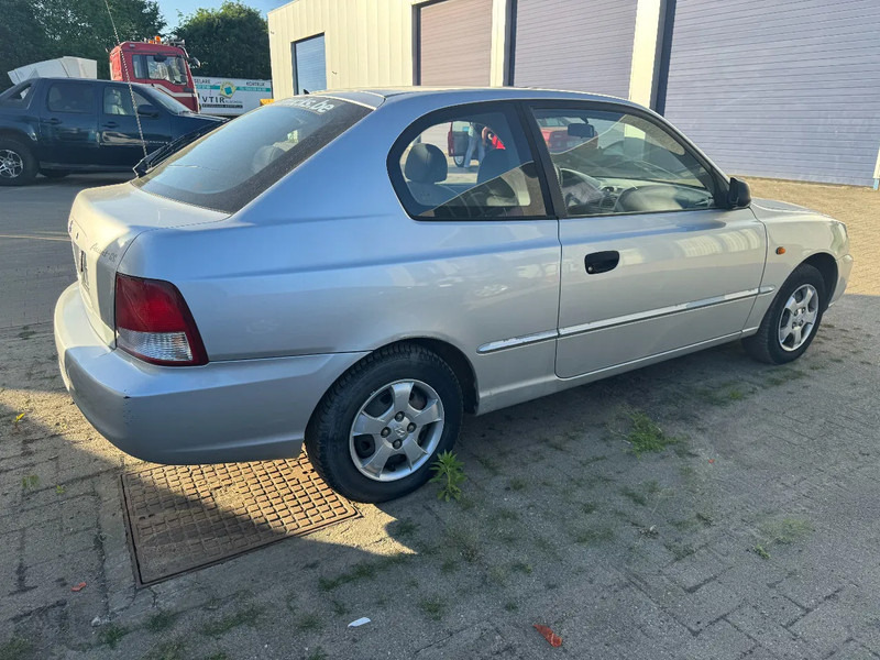 Hyundai Accent **PETROL-ESSENCE-BELGIUM CAR** - Berline: photos 4 Hyundai Accent **PETROL-ESSENCE-BELGIUM CAR** - Berline: photos 4