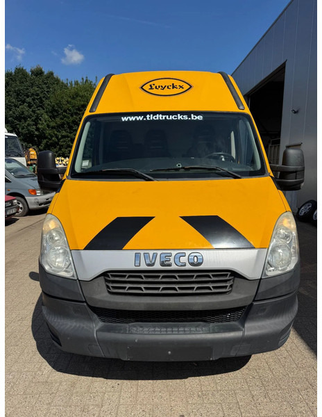Iveco Daily **50C17-MAXI-EURO 5-AC** - Fourgon utilitaire: photos 2 Iveco Daily **50C17-MAXI-EURO 5-AC** - Fourgon utilitaire: photos 2