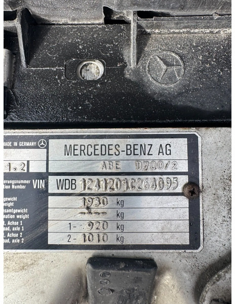 Berline Mercedes-Benz 200-serie **W124-BELGIAN CAR**: photos 15 Berline Mercedes-Benz 200-serie **W124-BELGIAN CAR**: photos 15