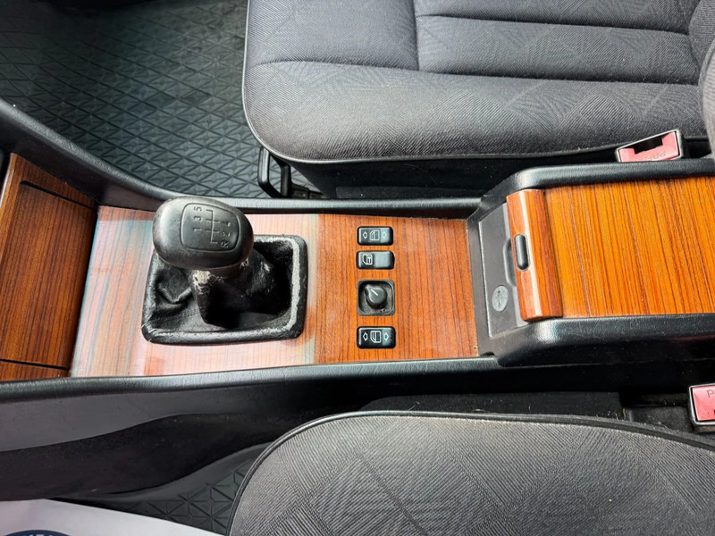 Berline Mercedes-Benz 200-serie **W124-BELGIAN CAR**: photos 13 Berline Mercedes-Benz 200-serie **W124-BELGIAN CAR**: photos 13