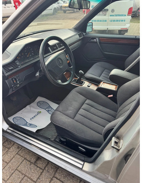 Berline Mercedes-Benz 200-serie **W124-BELGIAN CAR**: photos 10 Berline Mercedes-Benz 200-serie **W124-BELGIAN CAR**: photos 10