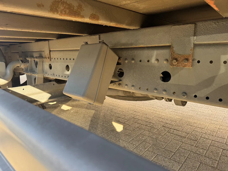 Mercedes-Benz Atego 1218 **BELGIAN TRUCK-REMOVAL LIFT TO 1ST FLOOR-TUV 02/2026** - Camion fourgon: photos 4 Mercedes-Benz Atego 1218 **BELGIAN TRUCK-REMOVAL LIFT TO 1ST FLOOR-TUV 02/2026** - Camion fourgon: photos 4