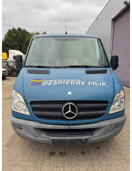Mercedes-Benz Sprinter 311 **BELGIAN VAN** - Fourgon plateau, Utilitaire double cabine: photos 2 Mercedes-Benz Sprinter 311 **BELGIAN VAN** - Fourgon plateau, Utilitaire double cabine: photos 2