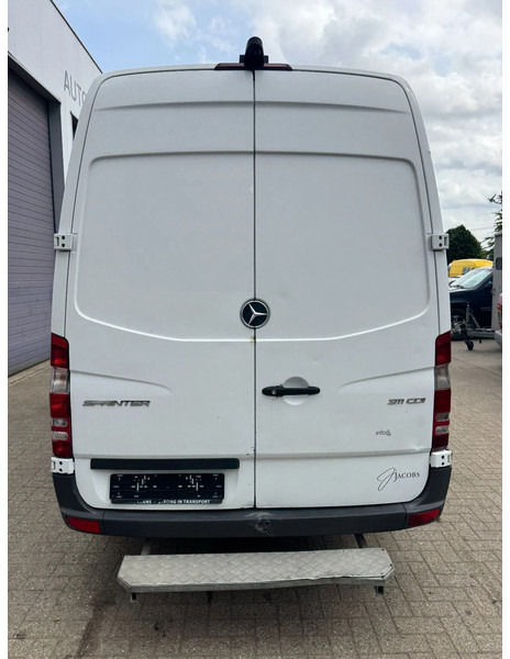Mercedes-Benz Sprinter 311 **COOLING FOR MEDICATION TRANSPORT-EURO6B-AIRCO** - Véhicule utilitaire frigorifique: photos 5 Mercedes-Benz Sprinter 311 **COOLING FOR MEDICATION TRANSPORT-EURO6B-AIRCO** - Véhicule utilitaire frigorifique: photos 5