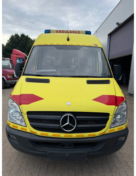 Mercedes-Benz Sprinter 316 **AMBULANCE-EURO 5-AIRCO** - Ambulance: photos 2 Mercedes-Benz Sprinter 316 **AMBULANCE-EURO 5-AIRCO** - Ambulance: photos 2
