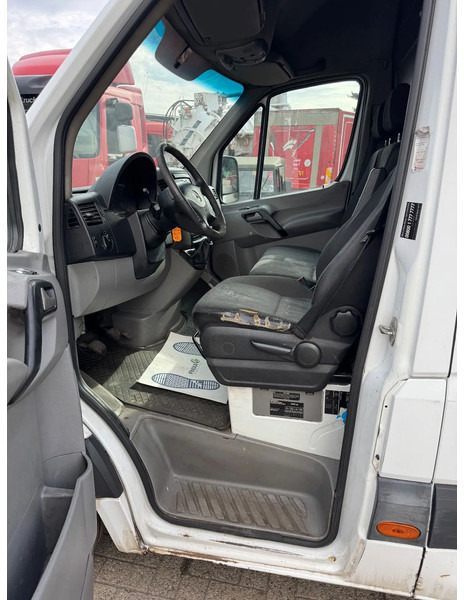 Fourgon utilitaire Mercedes-Benz Sprinter 316 **MAXI-EURO 5**: photos 10