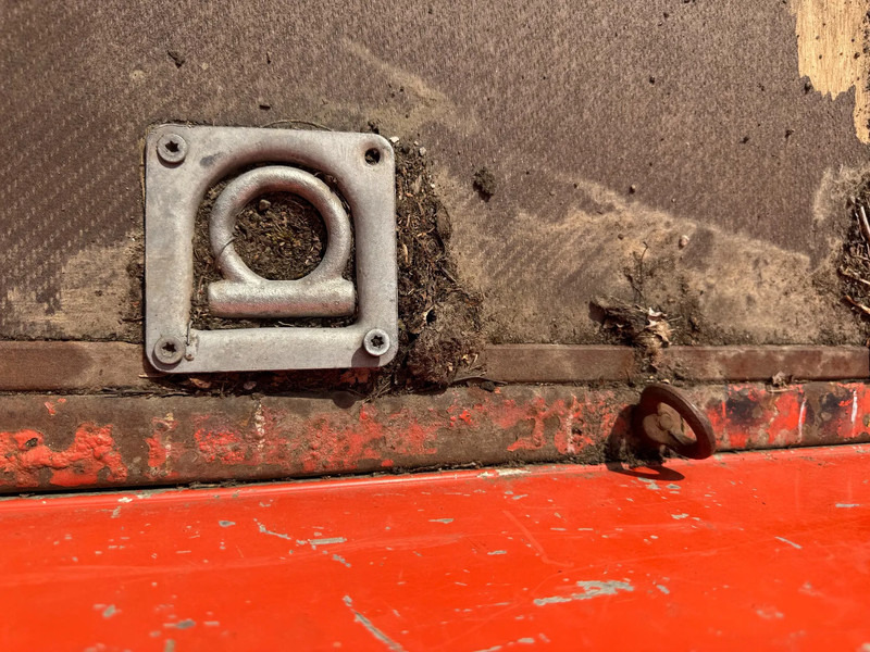 Camion porte-voitures Nissan ATLEON **80.14-MACHINERY/CARTRANSPORTER: photos 12 Camion porte-voitures Nissan ATLEON **80.14-MACHINERY/CARTRANSPORTER: photos 12