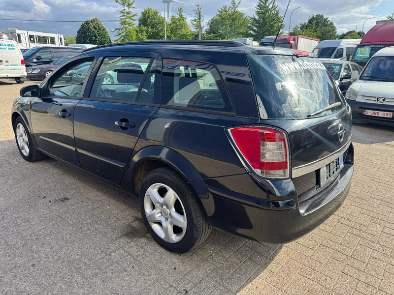 Opel Astra **1700CDTI-AIRCO-EURO 4** - Voiture break: photos 5 Opel Astra **1700CDTI-AIRCO-EURO 4** - Voiture break: photos 5