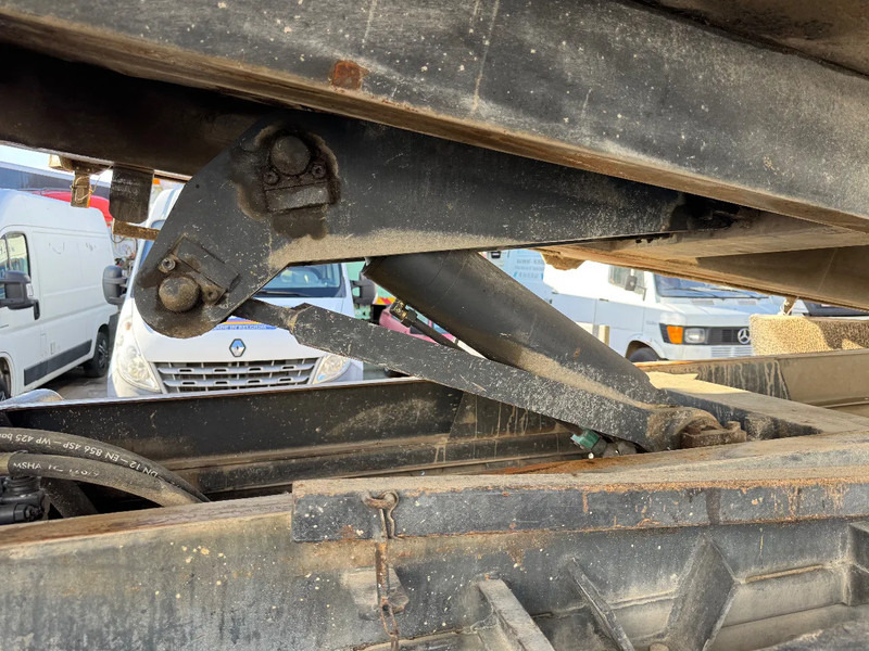 Camion benne, Camion grue Renault Midlum 270 **TIPPER+FASSI CRANE-FRENCH TRUCK**: photos 16 Camion benne, Camion grue Renault Midlum 270 **TIPPER+FASSI CRANE-FRENCH TRUCK**: photos 16