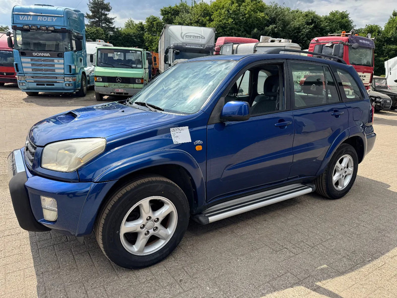 Toyota RAV4 **AIRCO-SUPER CLEAN** - SUV: photos 1 Toyota RAV4 **AIRCO-SUPER CLEAN** - SUV: photos 1