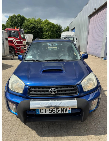 Toyota RAV4 **AIRCO-SUPER CLEAN** - SUV: photos 2 Toyota RAV4 **AIRCO-SUPER CLEAN** - SUV: photos 2