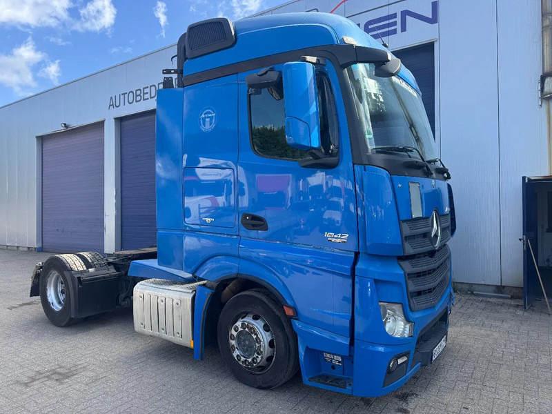 Mercedes-Benz Actros 1842 **VOITH-EURO5** - Tracteur routier: photos 3 Mercedes-Benz Actros 1842 **VOITH-EURO5** - Tracteur routier: photos 3