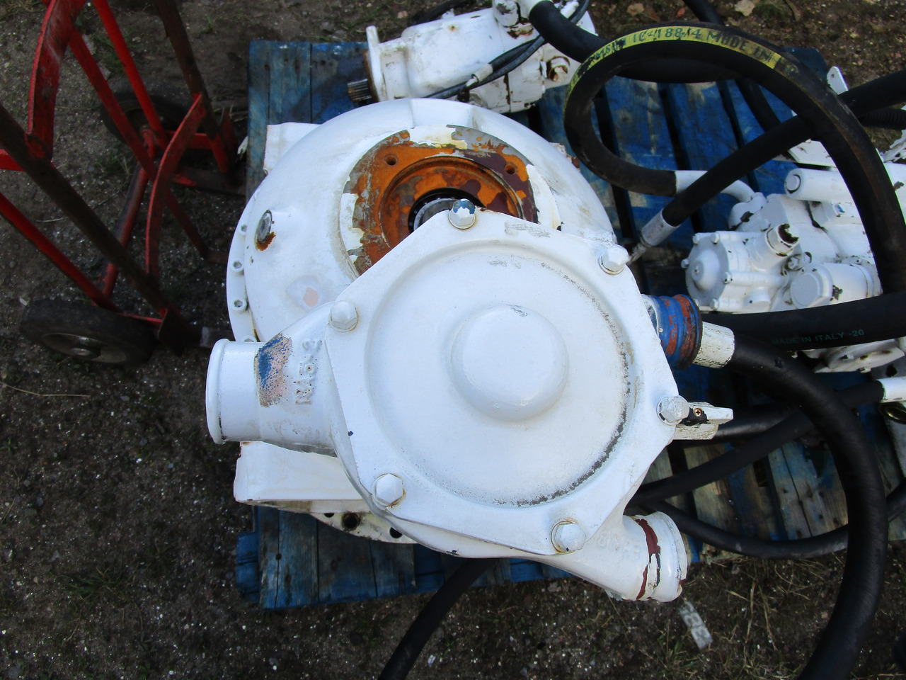 CONCRETE MIXER DRIVELINE & GEARBOX COMPLETE - Boîte de vitesse pour Véhicule de voirie/ Spécial: photos 3 CONCRETE MIXER DRIVELINE & GEARBOX COMPLETE - Boîte de vitesse pour Véhicule de voirie/ Spécial: photos 3
