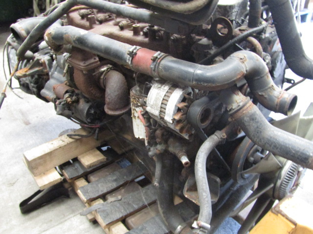 CUMMINS 6BT 315 160HP ENGINE & GEARBOX ZF S-6.36 6 SPEED GEARBOX (RUNS PERFECT) - Moteur pour Camion: photos 3 CUMMINS 6BT 315 160HP ENGINE & GEARBOX ZF S-6.36 6 SPEED GEARBOX (RUNS PERFECT) - Moteur pour Camion: photos 3