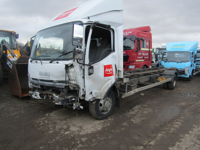 ISUZU N75 CHASSIS CAB 2013 / 2014 BREAKING - Camion: photos 2 ISUZU N75 CHASSIS CAB 2013 / 2014 BREAKING - Camion: photos 2