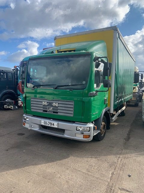 MAN TGL 7180 BREAKING FOR SPARES - Camion: photos 1 MAN TGL 7180 BREAKING FOR SPARES - Camion: photos 1