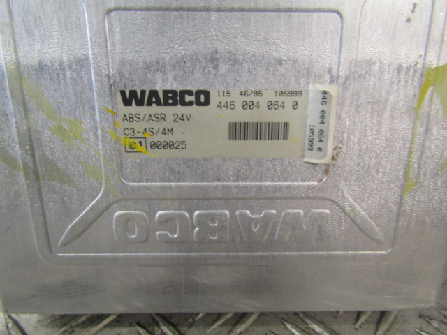 DAF 75 WABCO ABS/ASR ECU P/NO 4460040640 - Bloc de gestion pour Camion: photos 2 DAF 75 WABCO ABS/ASR ECU P/NO 4460040640 - Bloc de gestion pour Camion: photos 2