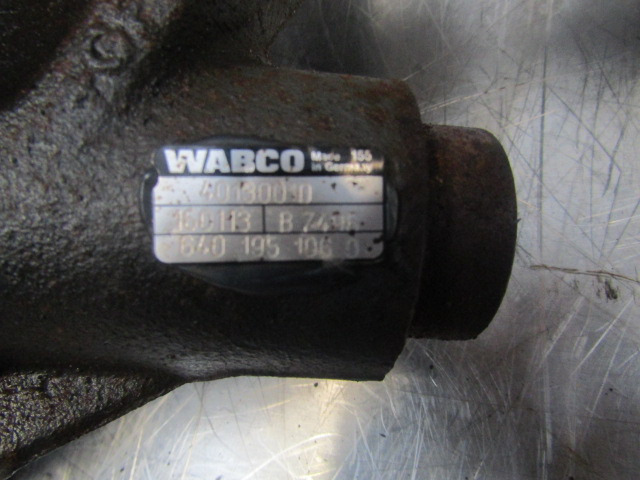 DAF LF 14TON REAR O/S BRAKE CALIPER - Pièces de frein pour Camion: photos 2 DAF LF 14TON REAR O/S BRAKE CALIPER - Pièces de frein pour Camion: photos 2