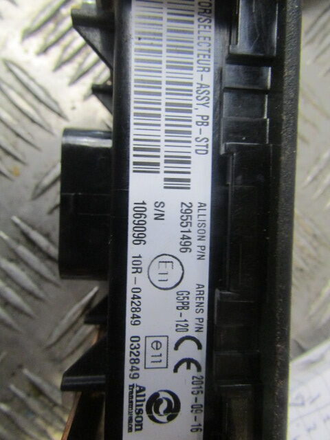 DAF LF 220 EURO 6 ALLISON AUTO GEARCHANGE SELECTOR MODULE P/NO 29551496 - Système électrique pour Véhicule de voirie/ Spécial: photos 2 DAF LF 220 EURO 6 ALLISON AUTO GEARCHANGE SELECTOR MODULE P/NO 29551496 - Système électrique pour Véhicule de voirie/ Spécial: photos 2