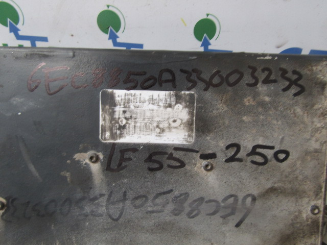 DAF LF 55 EURO 5 250 ENGINE ECU P/NO 50A33003233 - Bloc de gestion pour Camion: photos 2 DAF LF 55 EURO 5 250 ENGINE ECU P/NO 50A33003233 - Bloc de gestion pour Camion: photos 2