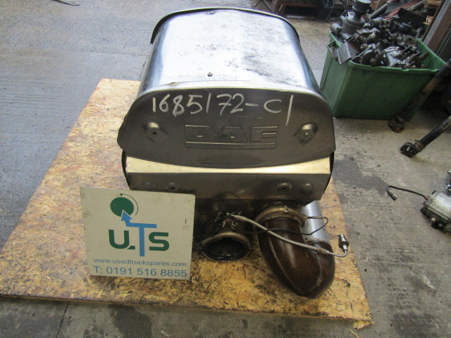 DAF XF 105 EXHAUST DPF/CAT EURO 5 SPEC P/NO 1685172-C1 - Système d'échappement pour Camion: photos 1 DAF XF 105 EXHAUST DPF/CAT EURO 5 SPEC P/NO 1685172-C1 - Système d'échappement pour Camion: photos 1