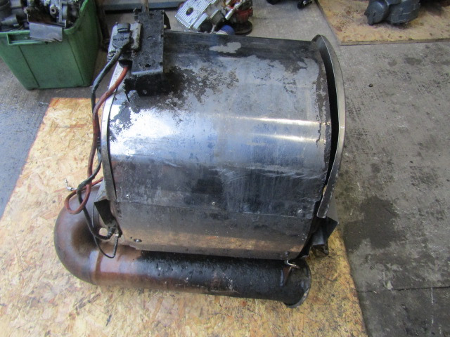 DAF XF 105 EXHAUST DPF/CAT EURO 5 SPEC P/NO 1747245 - Système d'échappement pour Camion: photos 2 DAF XF 105 EXHAUST DPF/CAT EURO 5 SPEC P/NO 1747245 - Système d'échappement pour Camion: photos 2