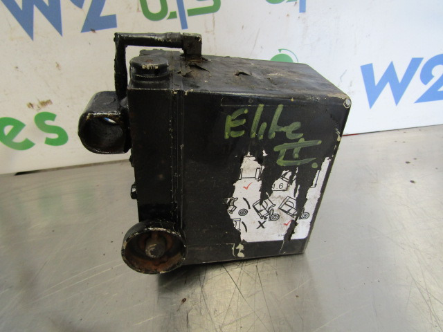 DENNIS ELITE II CAB JACK PUMP - Cabine et intérieur pour Véhicule de voirie/ Spécial: photos 1 DENNIS ELITE II CAB JACK PUMP - Cabine et intérieur pour Véhicule de voirie/ Spécial: photos 1